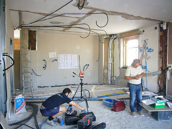 Seguiamo direttamente le fasi di cantiere